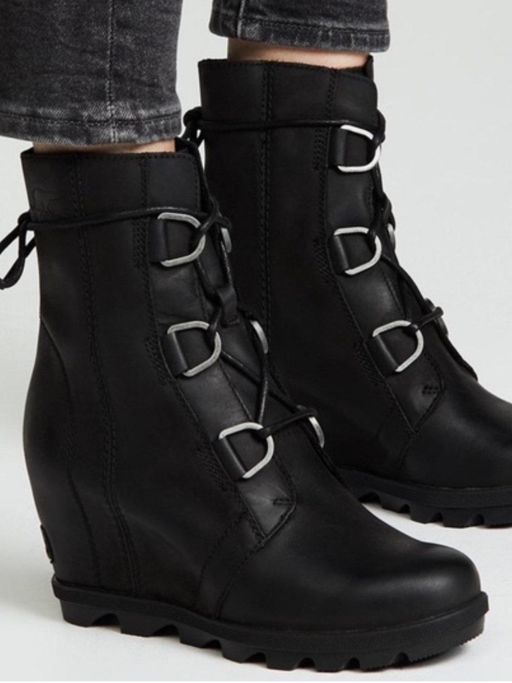 Sorel Joan of Arctic Wedge II Black Leather Boots Women’s 7.5